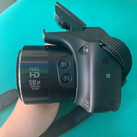 canon sx 530 hs digital wifi camera - Picture 2 of 3